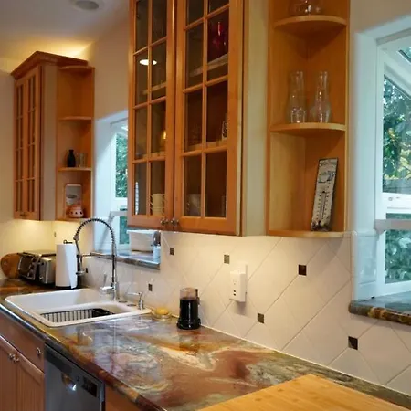Villa Cozy Family Hideaway, Sleeps 8, 4 Tv'S Yard, Shops à Simi Valley Extérieur photo